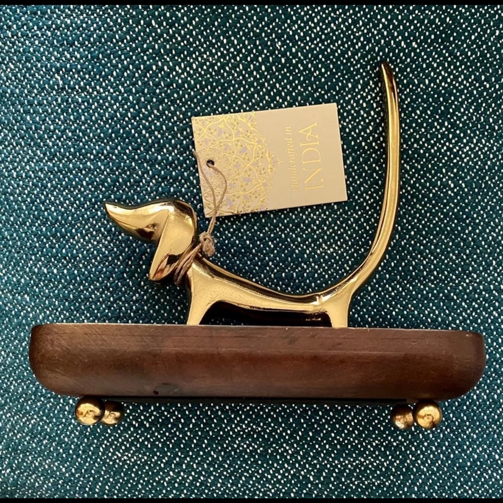 COPY - DACHSHUND figurine jewelry organizer